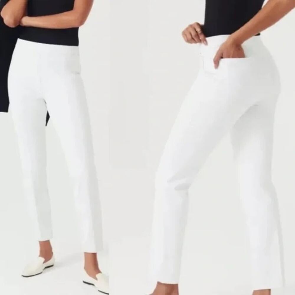 Spanx Slim Straight Leg Smoothing Pants – Classic White – Size Small – NWT